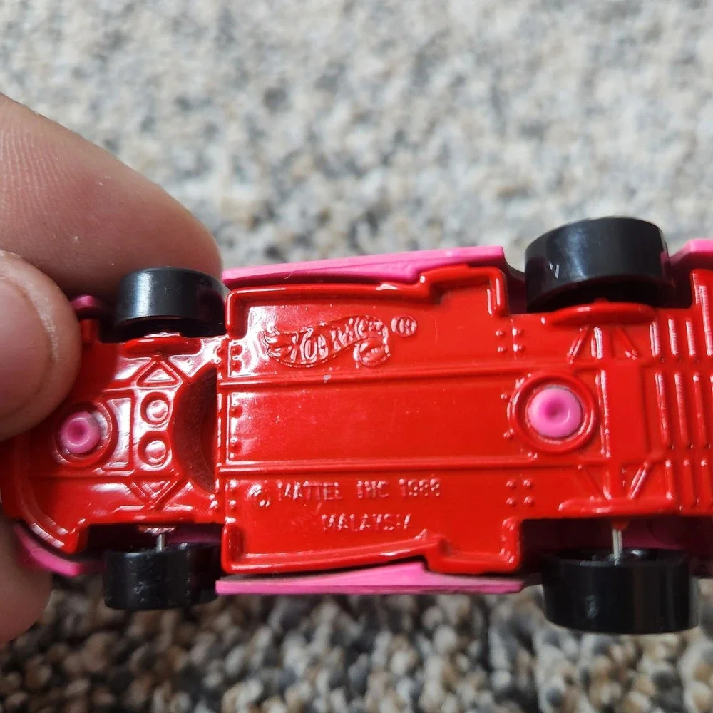 Vintage‎ 1988 Hot Wheels Sol-Aire CX4 Brown Pink Color Shifter Diecast Race Car